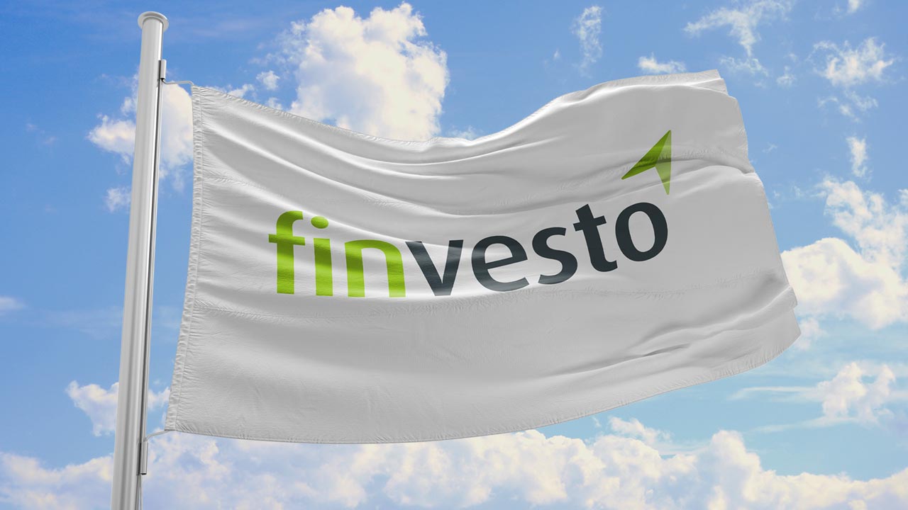 Weiße Fahne mit dem finvesto Logo